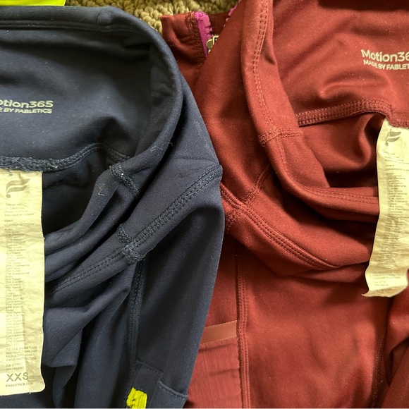 Fabletics Activewear 2 Sports Bras and Two Leggings size XXS and XS. - Picture 4 of 4